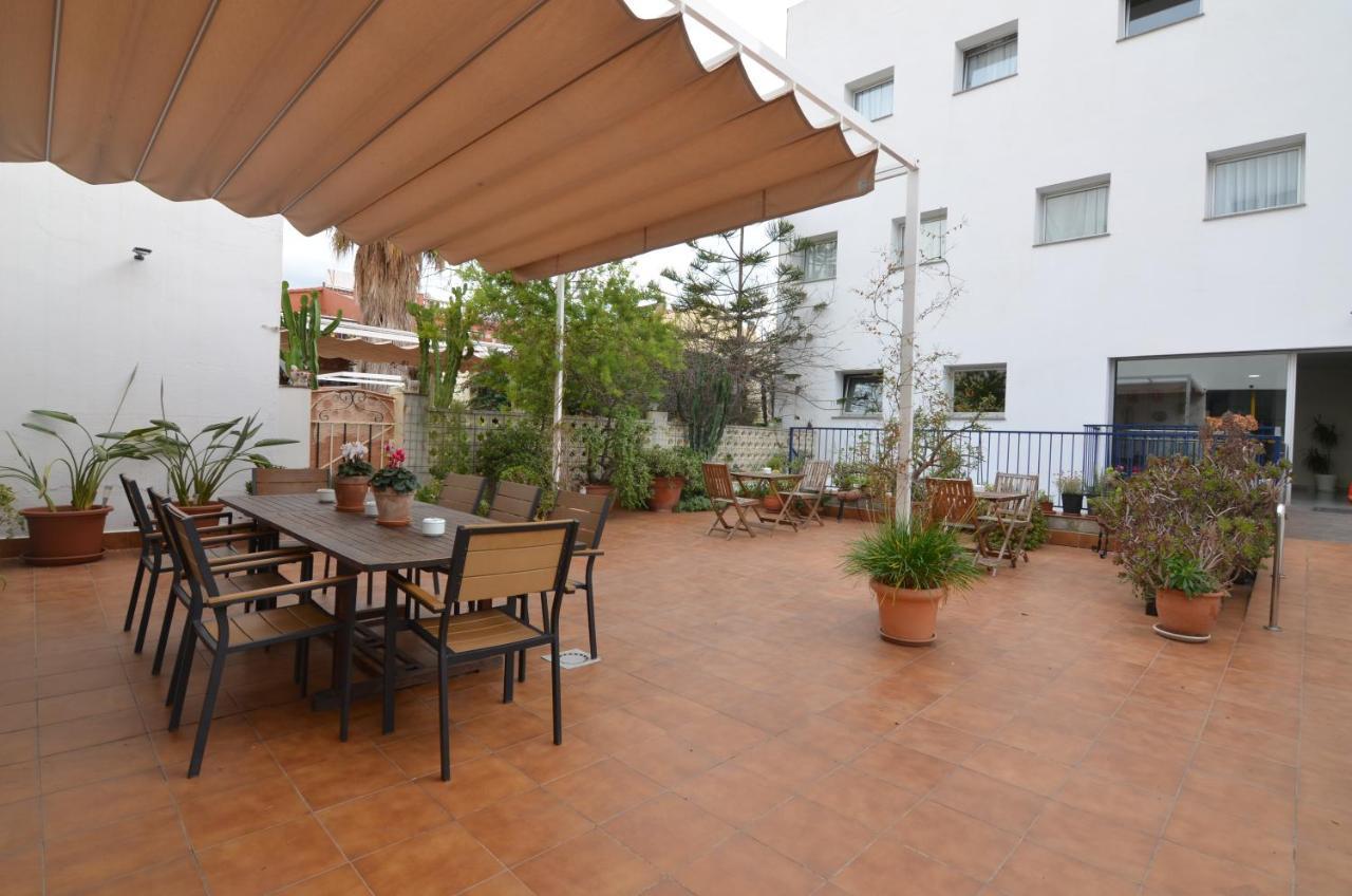 Hotel Blauet By Bossh Hotels El Prat de Llobregat Bagian luar foto