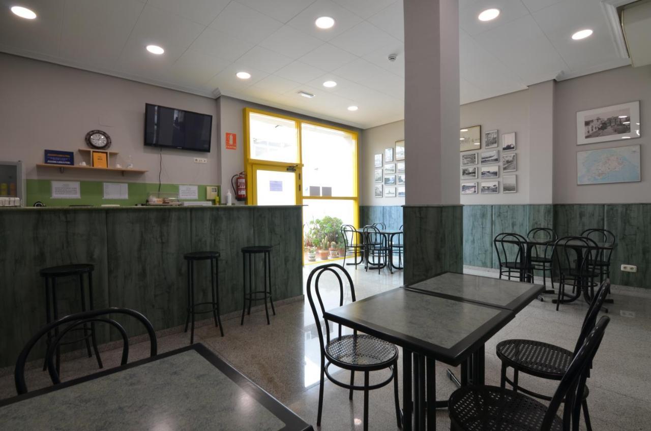Hotel Blauet By Bossh Hotels El Prat de Llobregat Bagian luar foto
