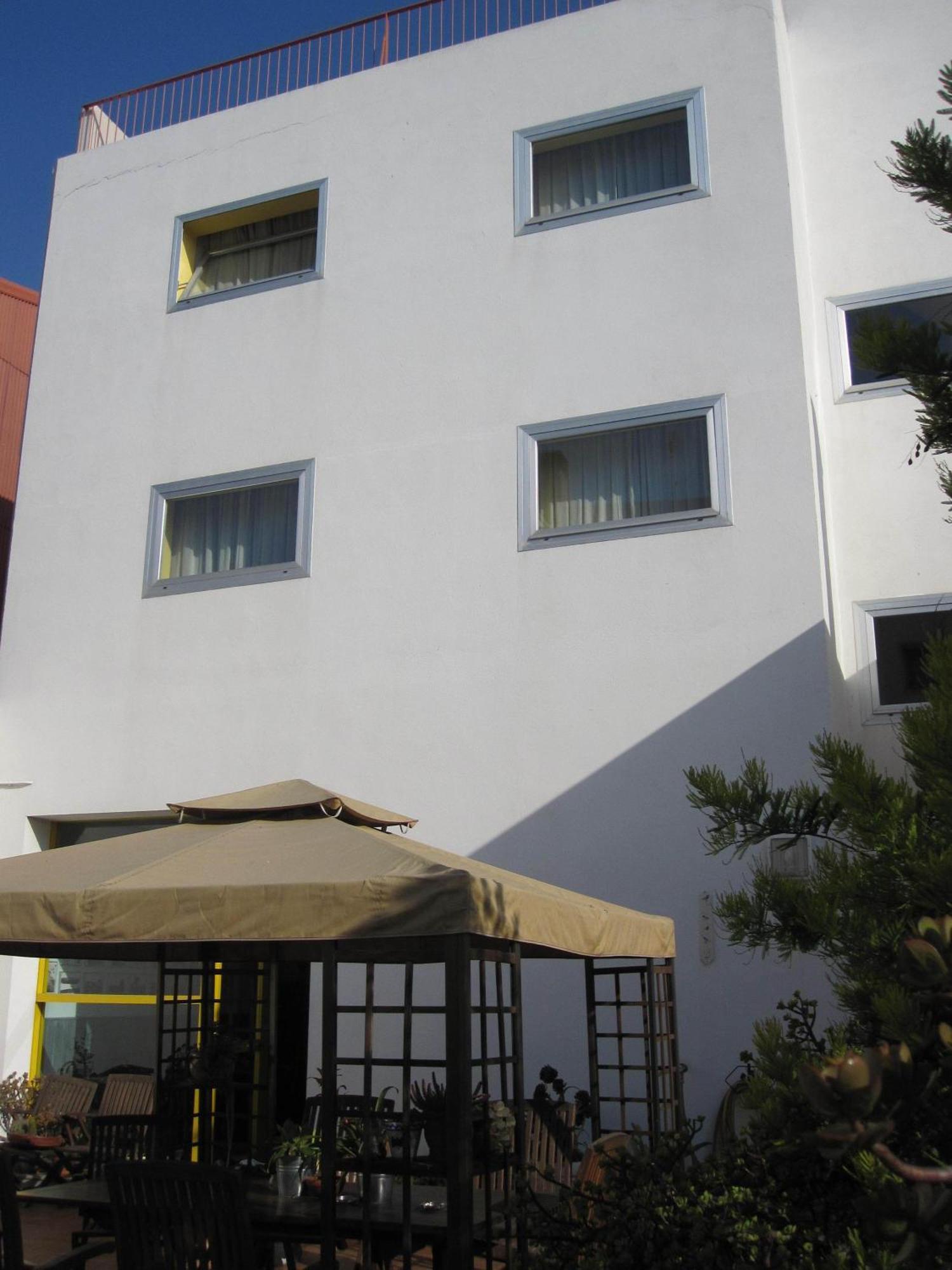 Hotel Blauet By Bossh Hotels El Prat de Llobregat Bagian luar foto