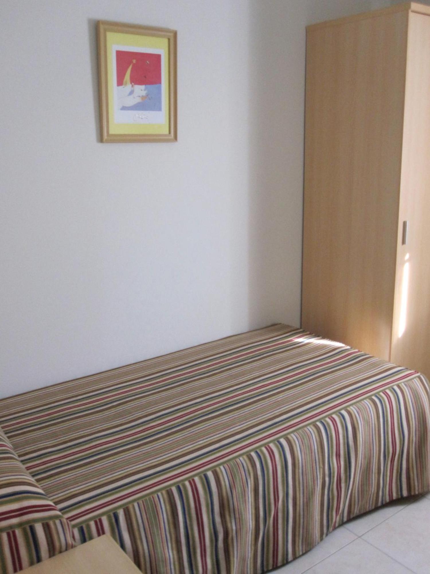 Hotel Blauet By Bossh Hotels El Prat de Llobregat Bagian luar foto